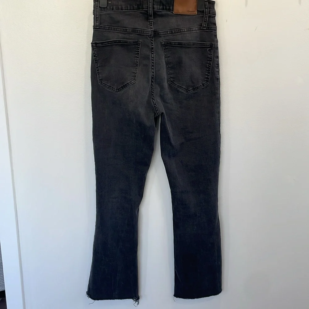 Madewell Cali Demi-Boot faded black high waist stretch jeans. Size 26T